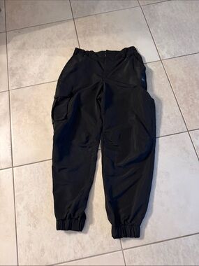ALO Yoga Black Elastic Waist Jogger Pants